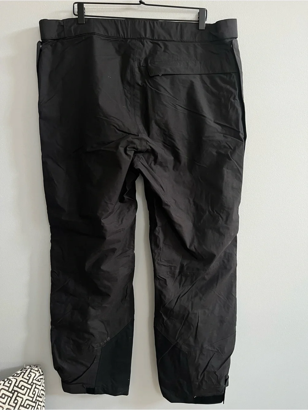 The North Face Men's HyVent Snow Pants Size XL Black Nylon Adjustable Gorpcore